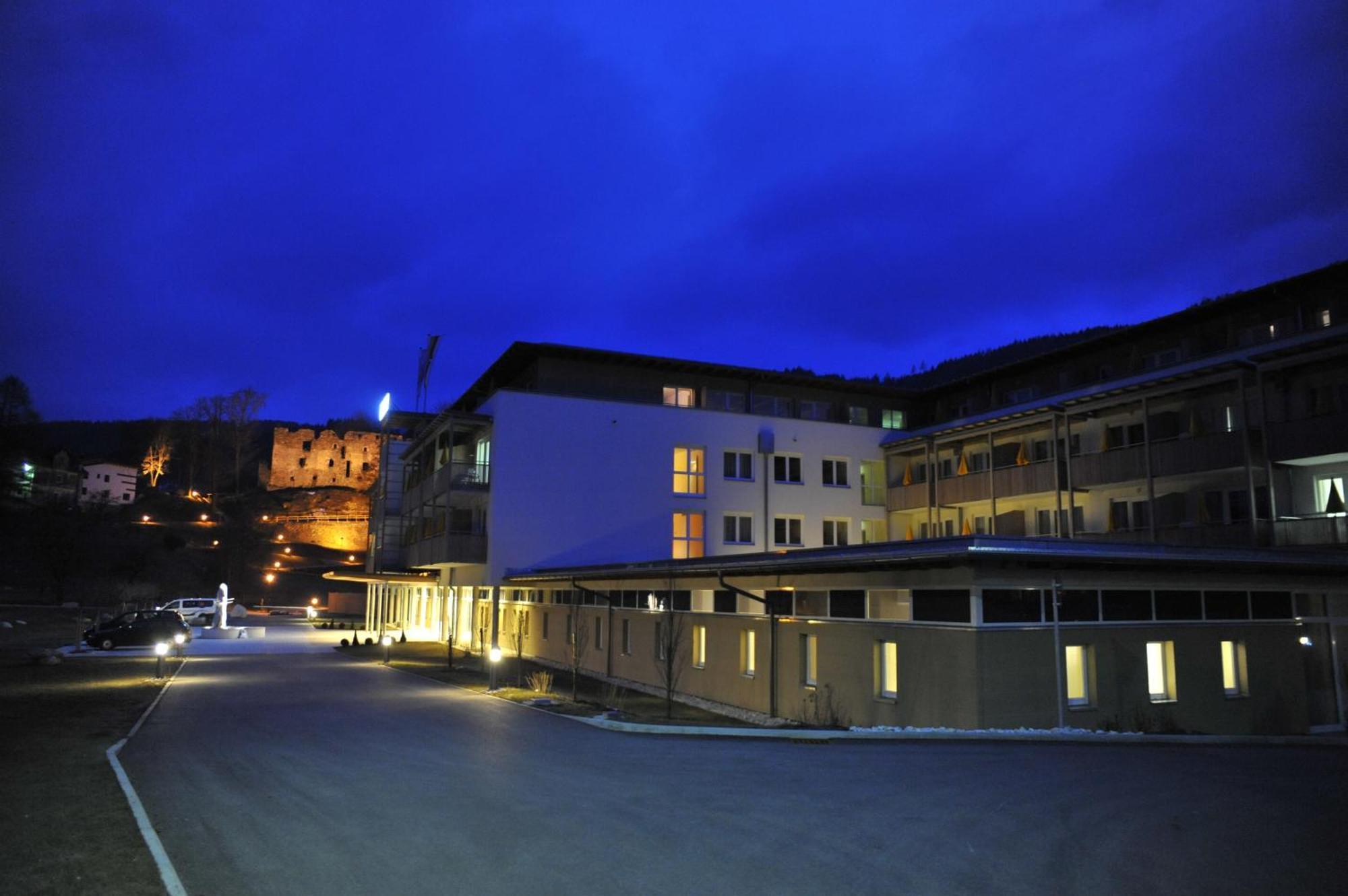 Gesundheitsresort Bad St. Leonhard Bad Sankt Leonhard im Lavanttal Exterior foto